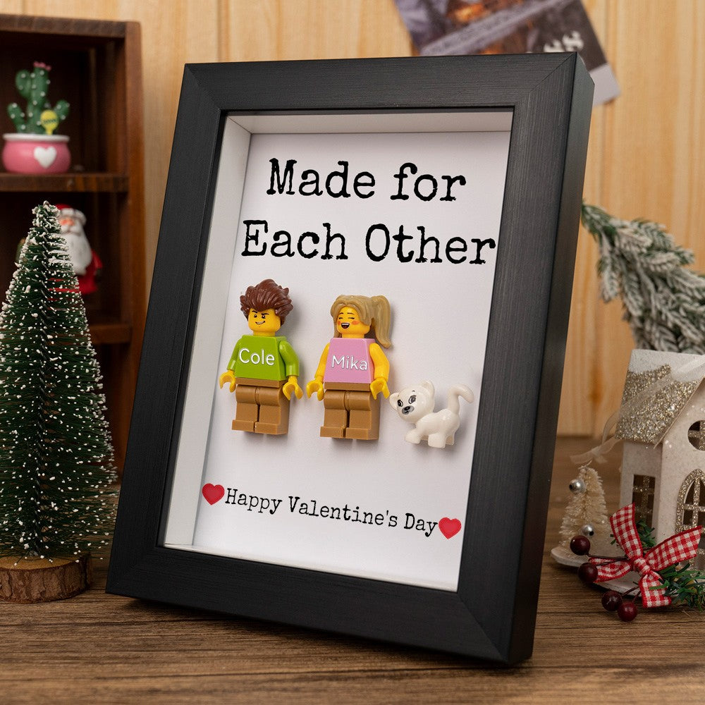 Personalized Couple Mini Figures Frame - Custom Valentine's Day Gift for Him & Her
