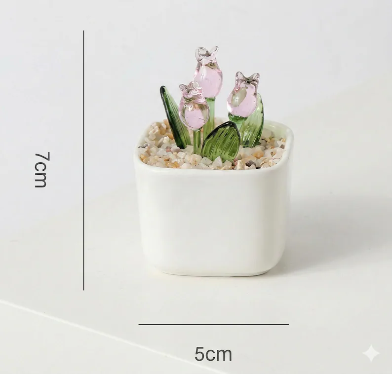 Personalized Tulip Glass Flower Pot, Mother's Day Gift for Mom, Happy Mothers Day Planter, Custom Name Flower Pot, Decorative Glass Tulip