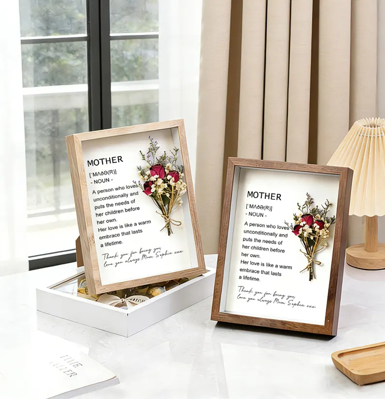 Personalized Mom Shadow Box Frame – Sentimental Mother’s Day Gift, Dried Flower Mom Keepsake
