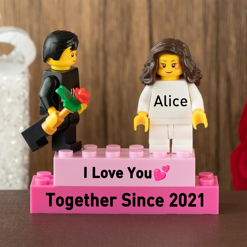 Valentine's Day Personalized Couple Figures - Custom Name Brick Display Gift