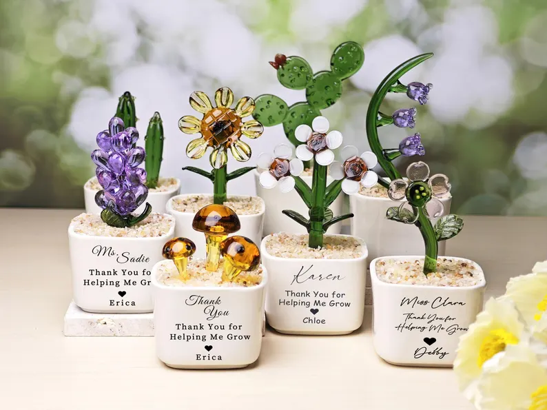 Personalized Glass Flower Pot – Teacher Gift, Graduation Present