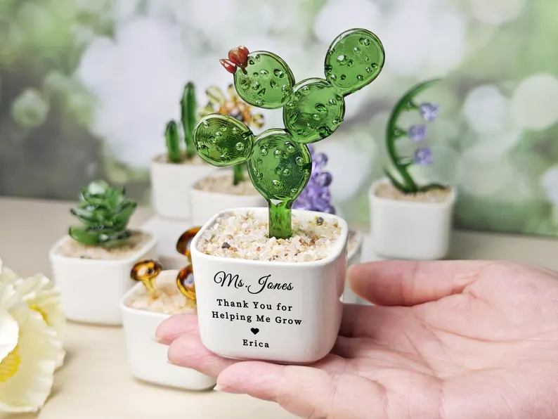 Personalized Glass Flower Pot – Teacher Gift, Graduation Present