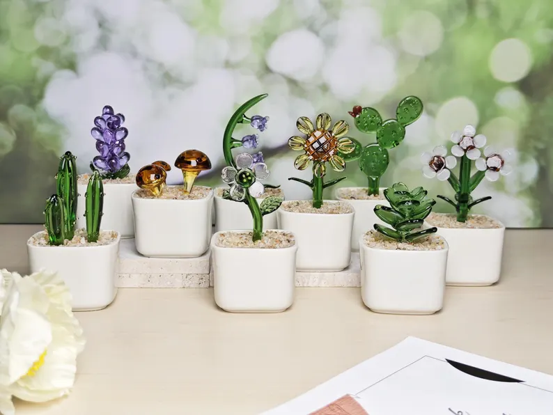 Personalized Glass Flower Pot – Teacher Gift, Graduation Present