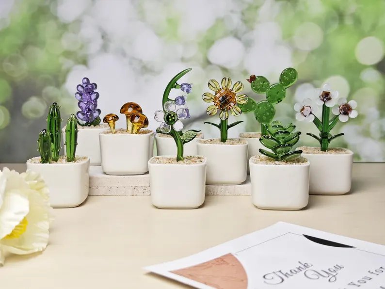 Personalized Glass Flower Pot – Teacher Gift, Graduation Present