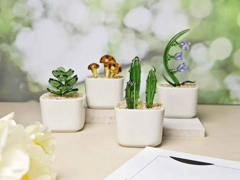 Personalized Glass Flower Pot – Teacher Gift, Graduation Present