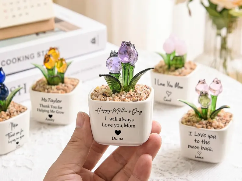 Glass Tulip Gift for Mom, Personalized Hand Blown Flower Pot, Mother's Day Gift, Custom Everlasting Floral Desk Decor