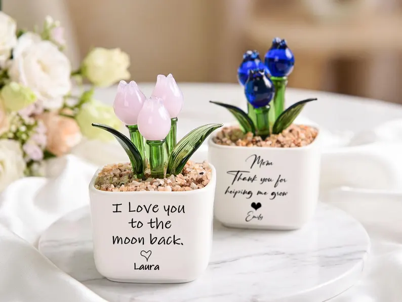 Glass Tulip Gift for Mom, Personalized Hand Blown Flower Pot, Mother's Day Gift, Custom Everlasting Floral Desk Decor