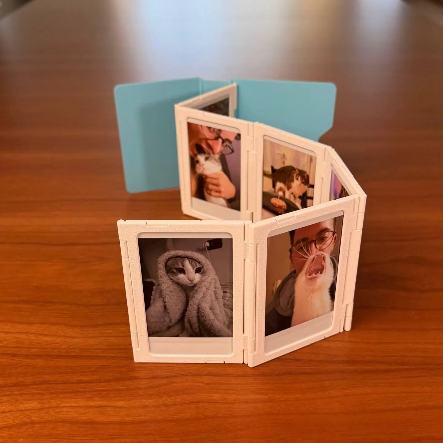 Personalized Open Folder Photo Album: Desktop Instant Photo Organizer Display