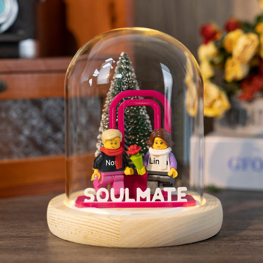 Personalized Couple Mini Figures with Names - Romantic Gift for Him & Her